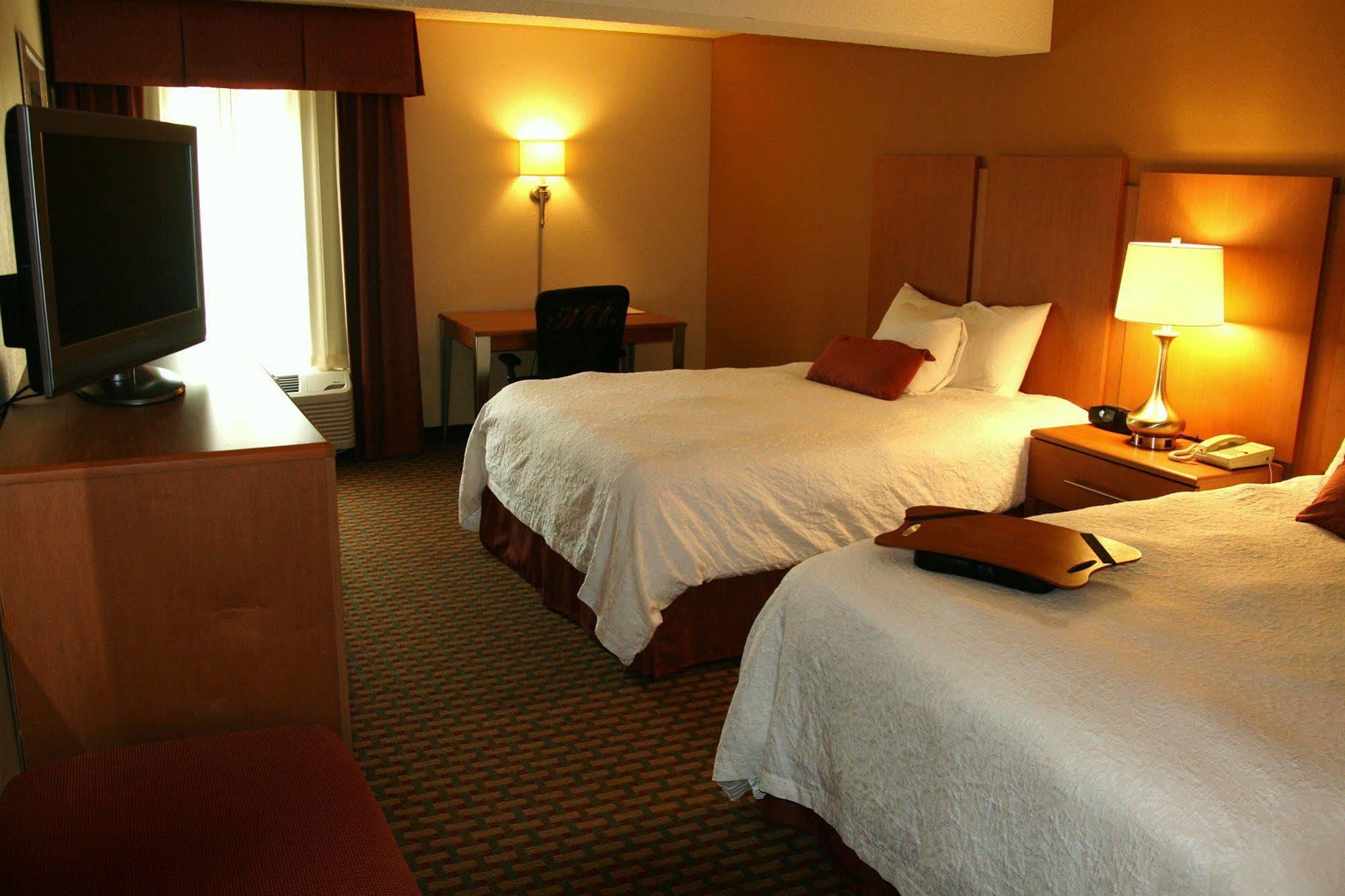 Hampton Inn&Suites Chapel Hill/Durham Zimmer foto