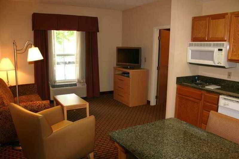 Hampton Inn&Suites Chapel Hill/Durham Zimmer foto